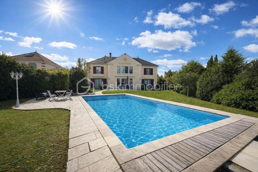 Image Piscine à  propriété agricole de Magny-le-Hongre