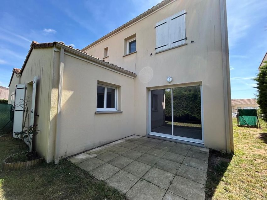 Image Façade à  maison individuelle de Le Gua