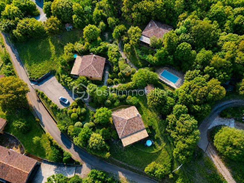 Image Jardin à  propriété agricole de Prémian