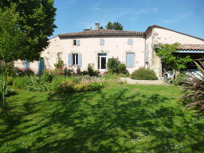 Image Façade à  villa de Saint-Pierre-de-Bat