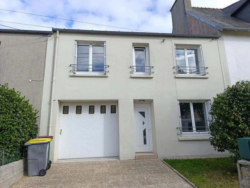 Image Façade à  maison individuelle de Guipavas
