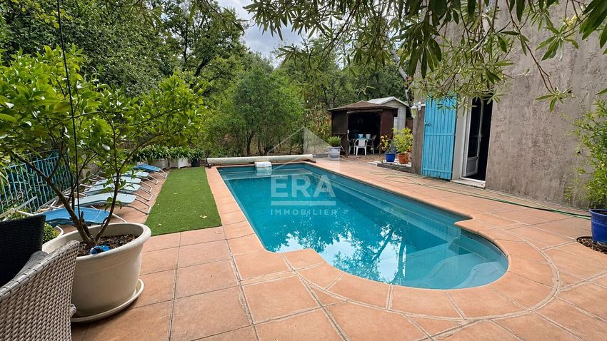 Image Piscine à  maison individuelle de Taradeau