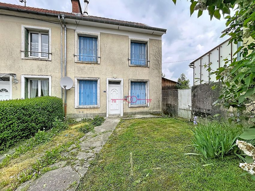 Image Façade à  maison mitoyenne de Les Islettes