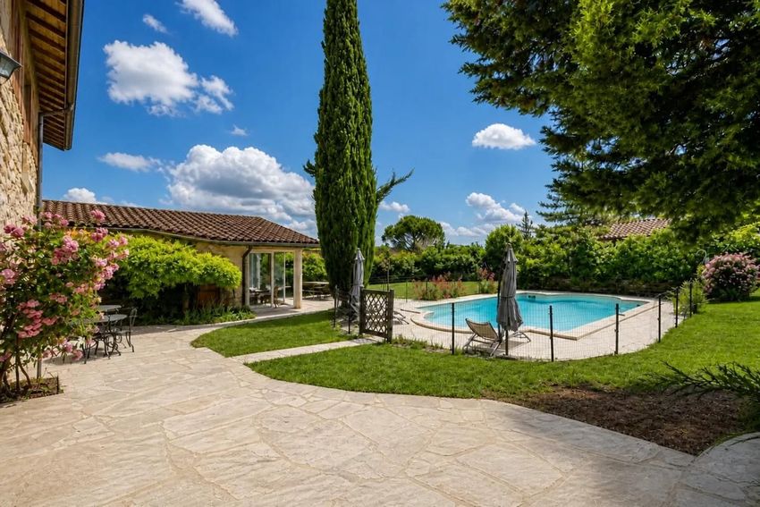 Image Piscine à  propriété agricole de Frontonas
