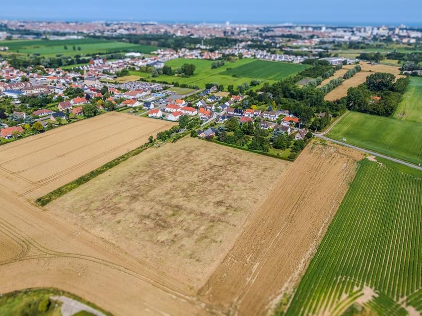 Image Vue à terrain de Coulogne