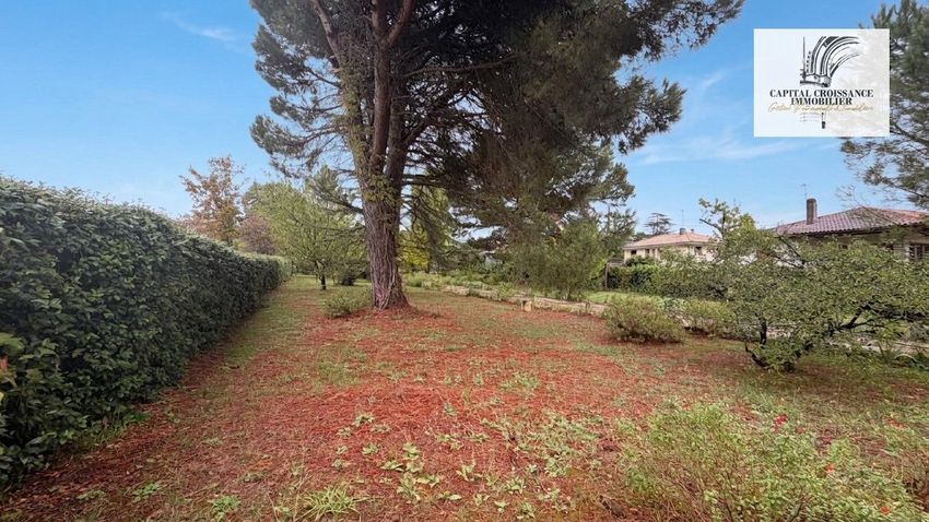 Image de terrain à Villenave-d'Ornon