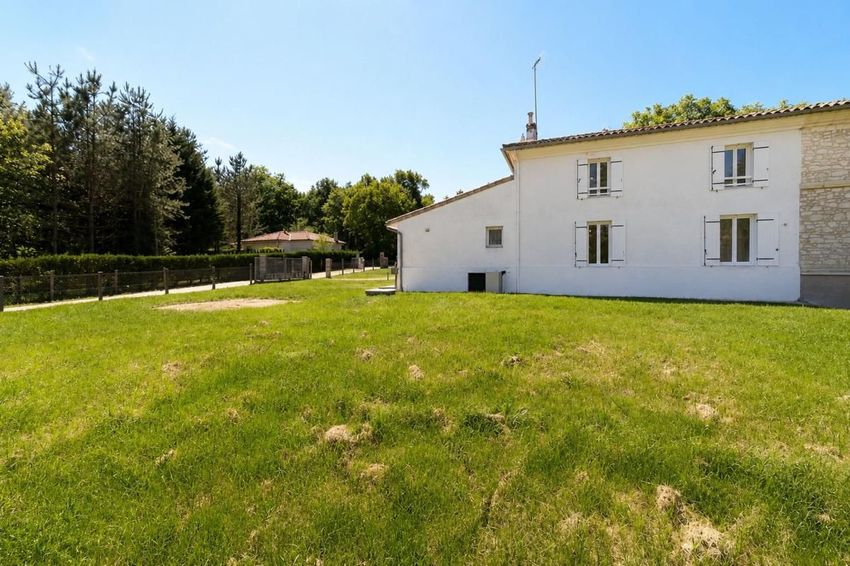 Image Façade à  maison individuelle de Marcenais