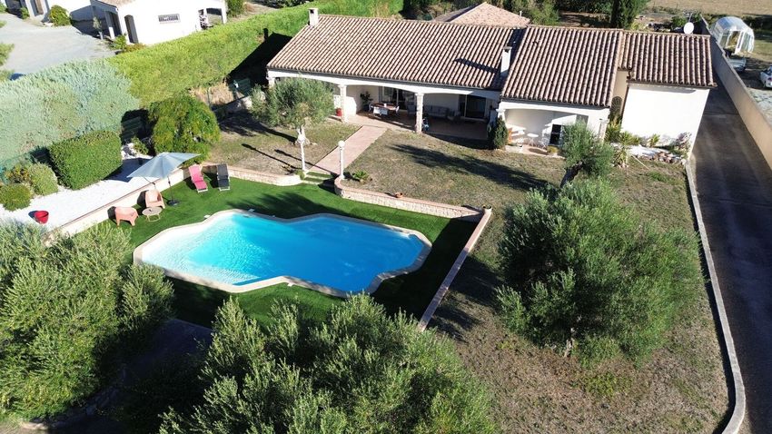 Image Piscine à  maison individuelle de Arzens