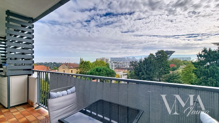 Image Terrasse à appartement de Champagne-au-Mont-d'Or