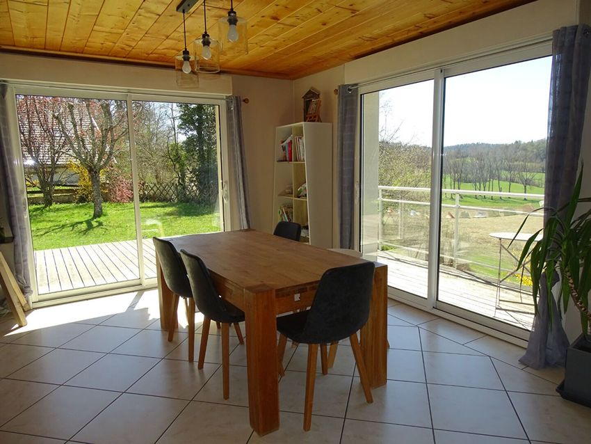 Image Terrasse à  maison individuelle de Étival