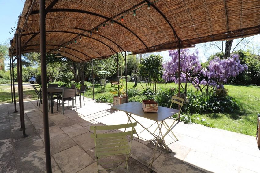 Image Terrasse à  maison traditionnelle de Cardet