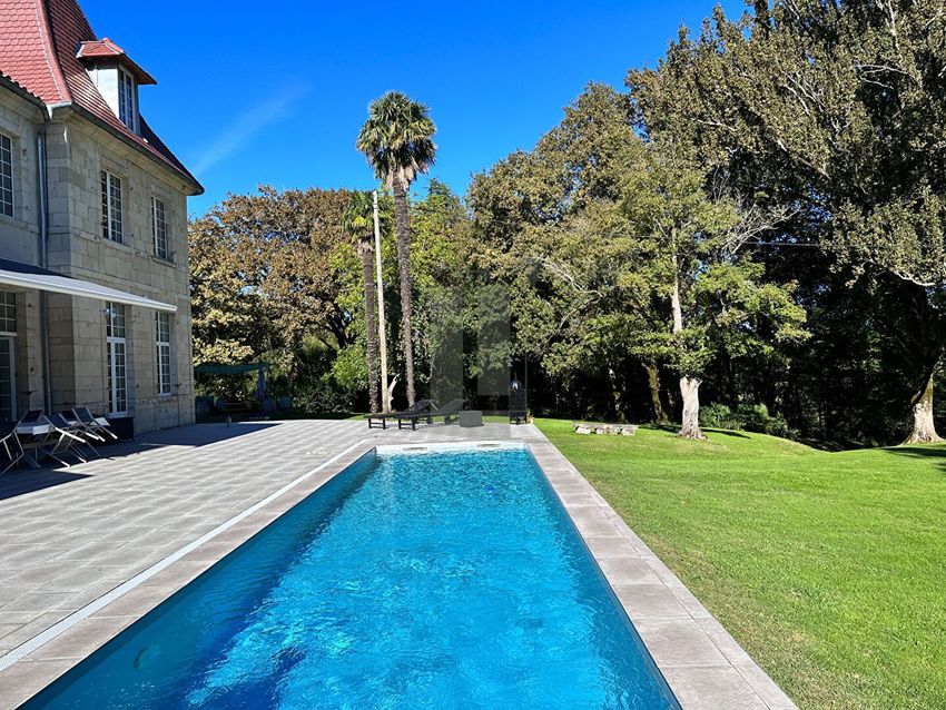 Image Piscine à  maison individuelle de Ancy-le-Franc