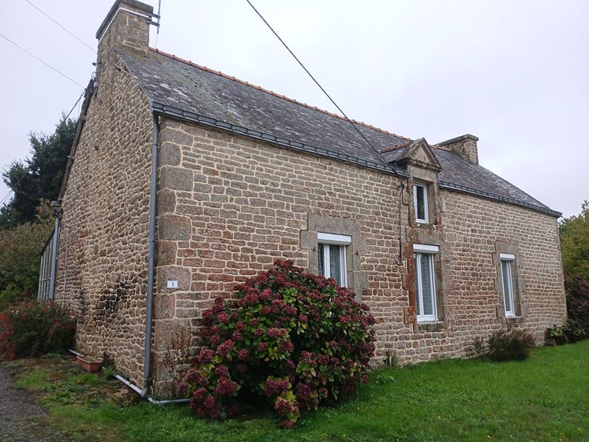 Image Façade à  maison individuelle de Guéhenno