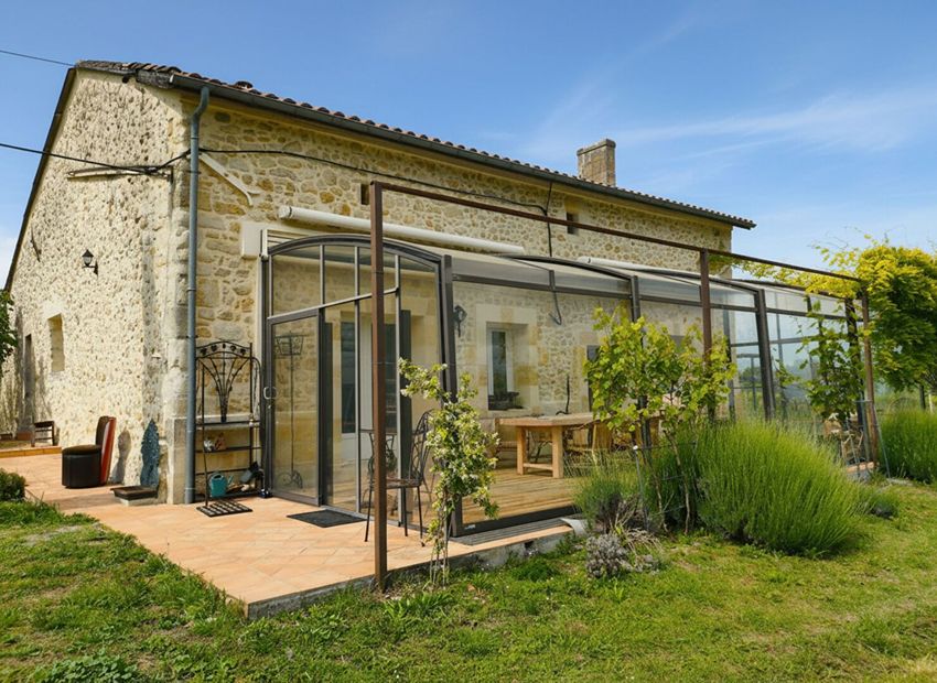 Image Façade à  maison de maître de Montussan
