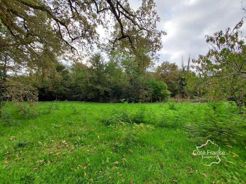 Image de terrain à Louchats