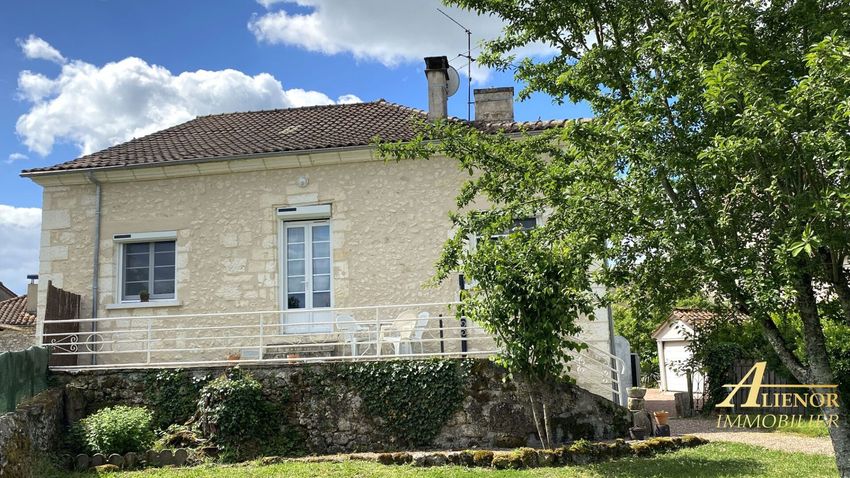 Image Façade à  maison individuelle de Brantôme en Périgord