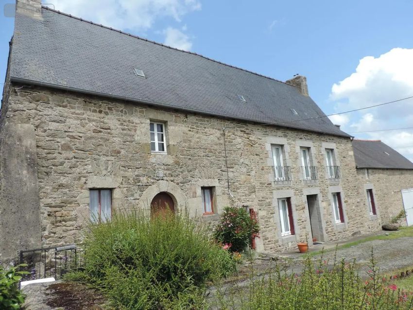 Image Façade à  maison individuelle de Grâces