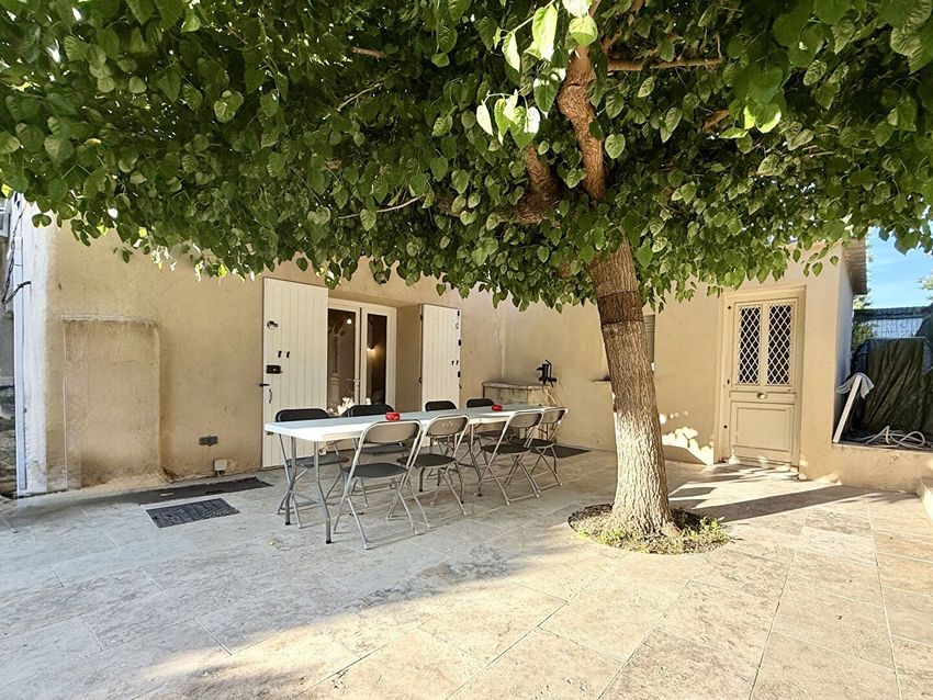 Image Façade à  maison individuelle de Sénas