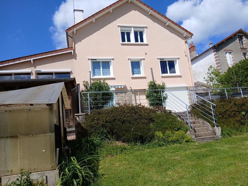 Image Façade à  maison individuelle de Auzances