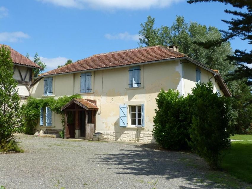 Image Façade à  maison individuelle de Montaut