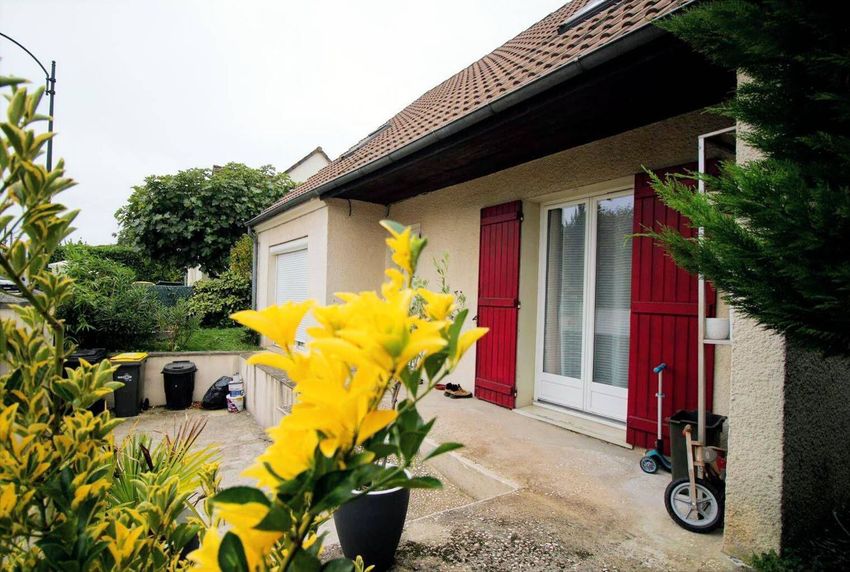 Image Façade à  maison individuelle de Pontault-Combault