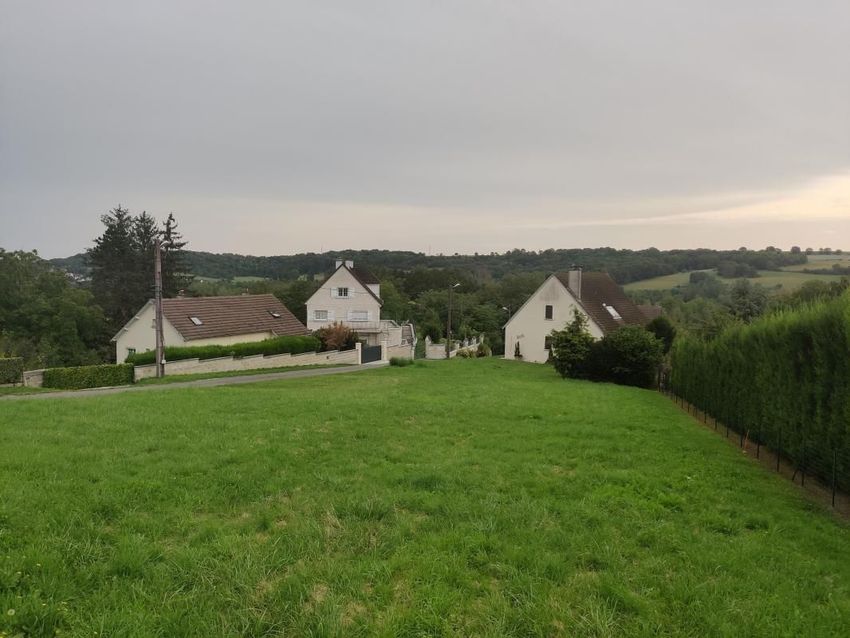 Image de terrain à Bernoy-le-Château