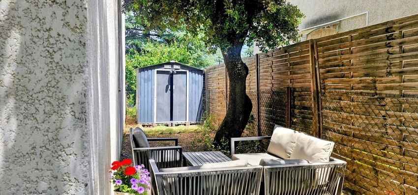 Image Terrasse à  maison individuelle de Saint-Maximin-la-Sainte-Baume