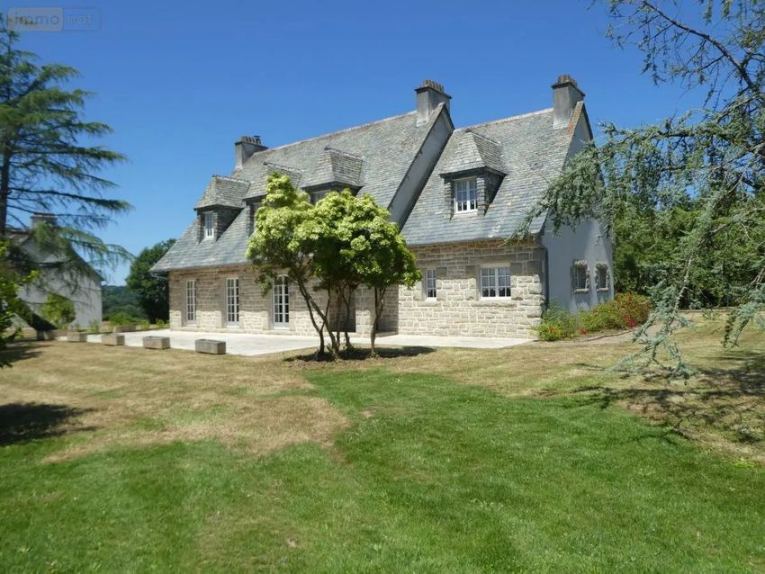 Image Façade à  maison individuelle de Plouigneau