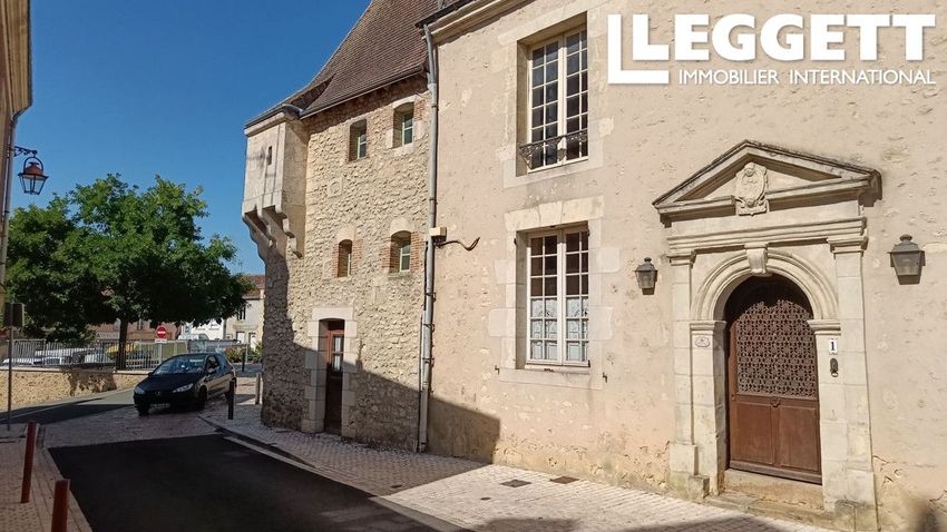 Image Façade à  propriété agricole de Authon-du-Perche