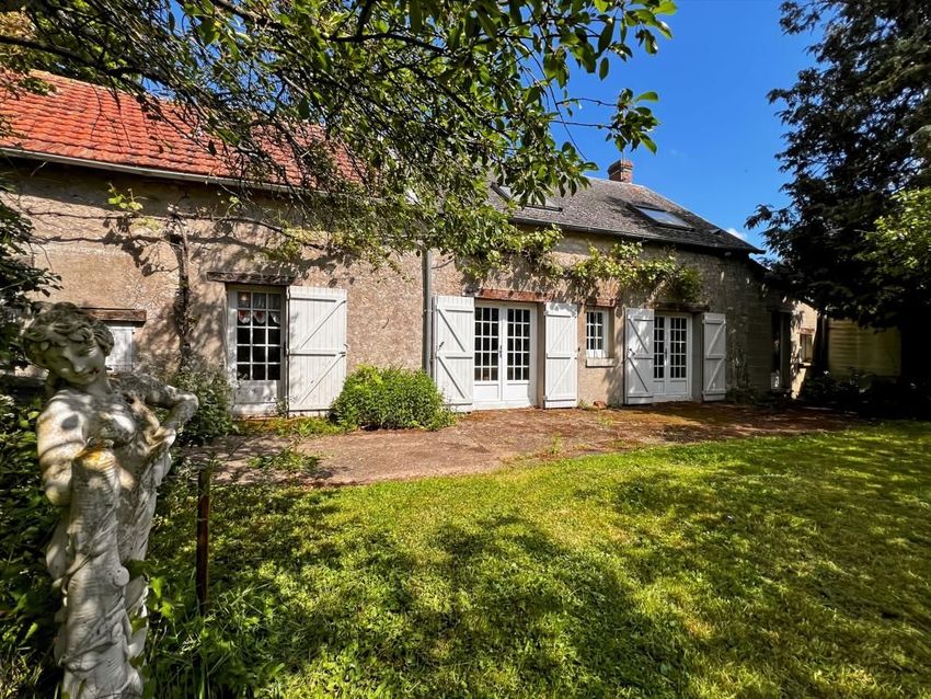 Image Façade à  maison individuelle de Saint-Péravy-la-Colombe