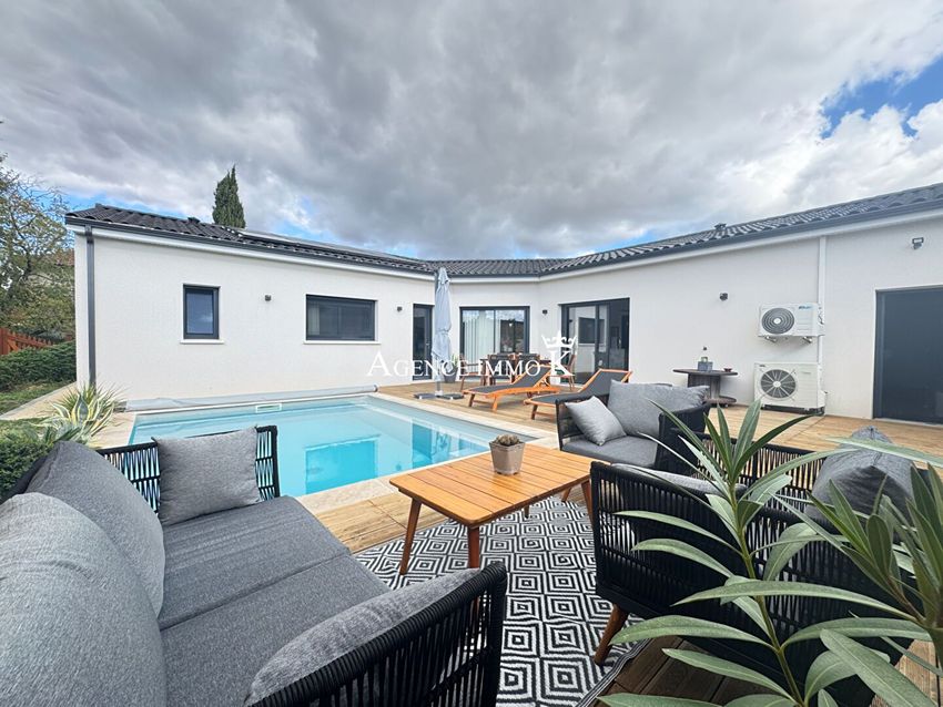 Image Piscine à  maison individuelle de Buxerolles