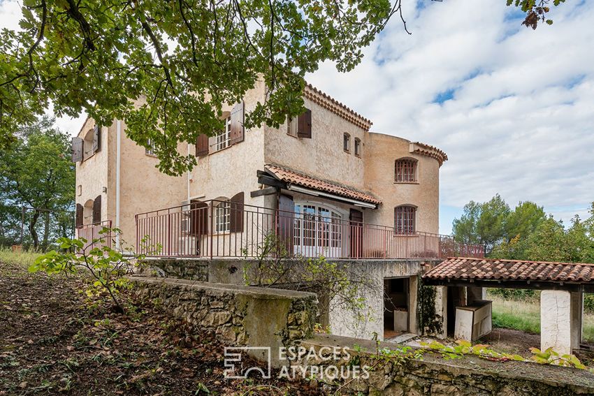 Image Façade à  maison individuelle de Éguilles