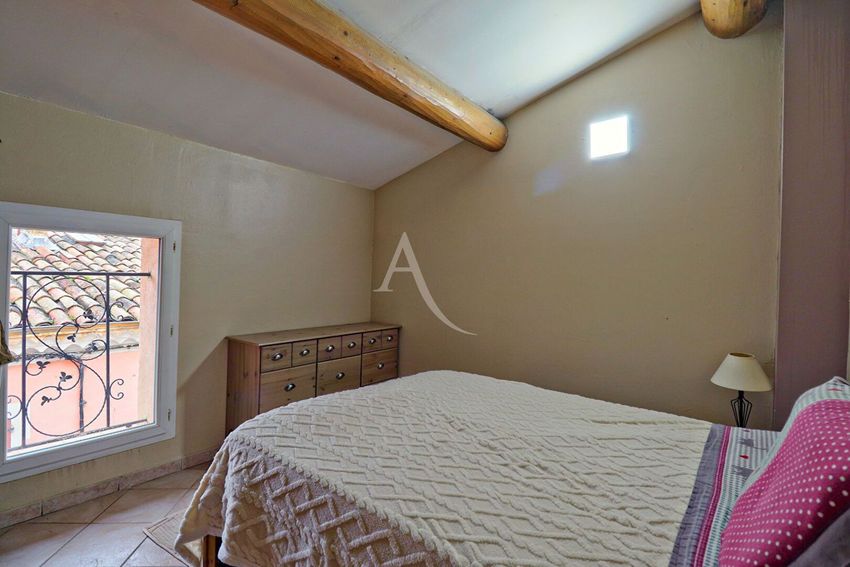 Image Chambre à  maison de village de La Verdière