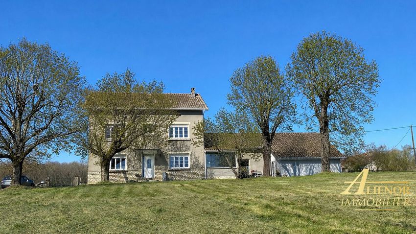 Image Façade à  maison individuelle de Brantôme en Périgord