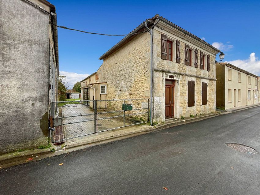 Image Façade à  maison individuelle de Saint-Jean-d'Angle