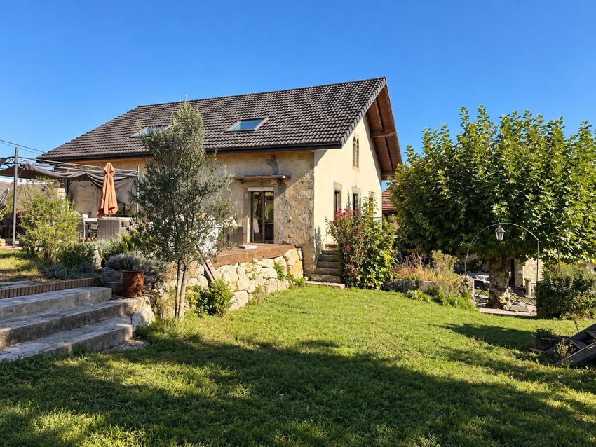 Image Façade à  maison individuelle de Amancy