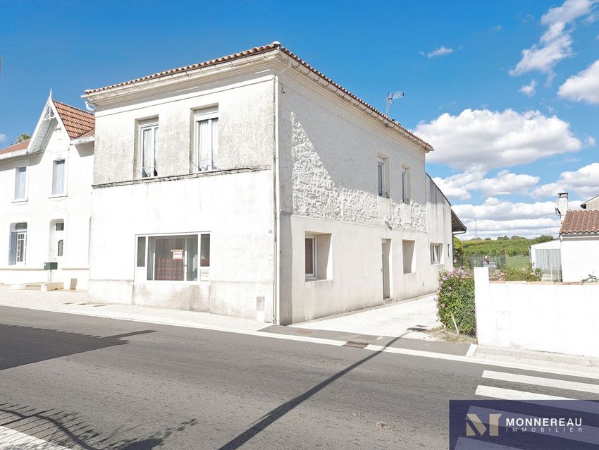 Image Façade à  maison individuelle de Lorignac