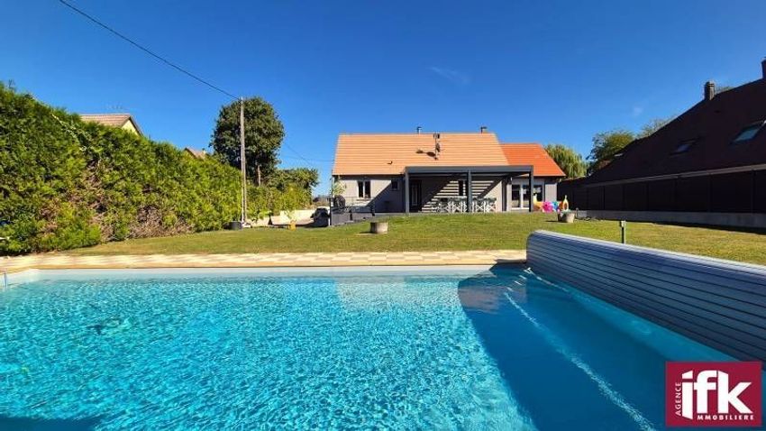 Image Piscine à  maison individuelle de Obersaasheim