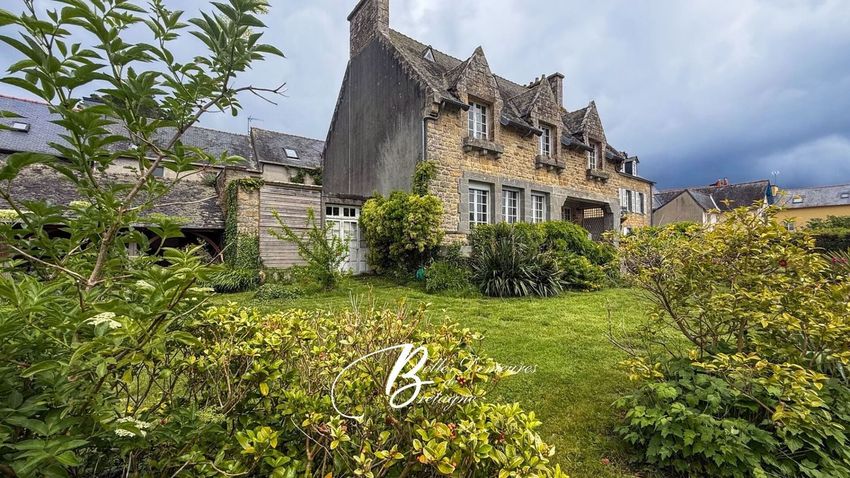 Image Façade à  maison mitoyenne de Le Faou