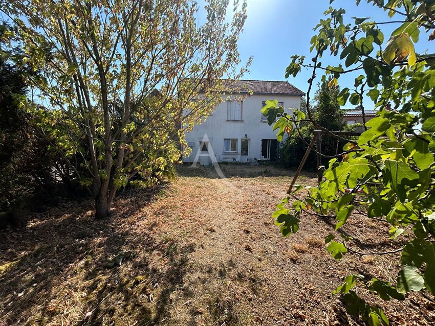 Image Façade à  maison individuelle de Paulx