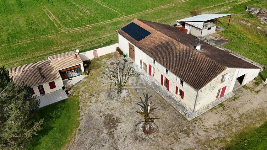 Image Façade à  maison individuelle de Massugas