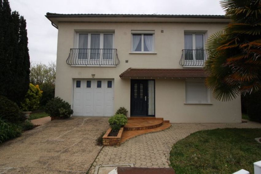 Image Façade à  maison individuelle de Naintré