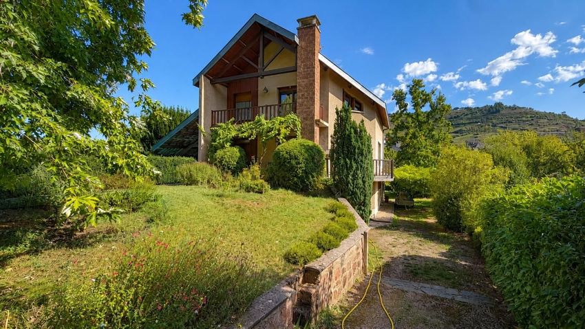 Image Façade à  maison individuelle de Marcillac-Vallon