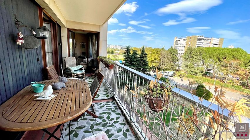Image Terrasse à appartement de Écully
