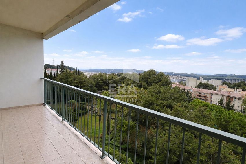 Image Terrasse à appartement de Martigues