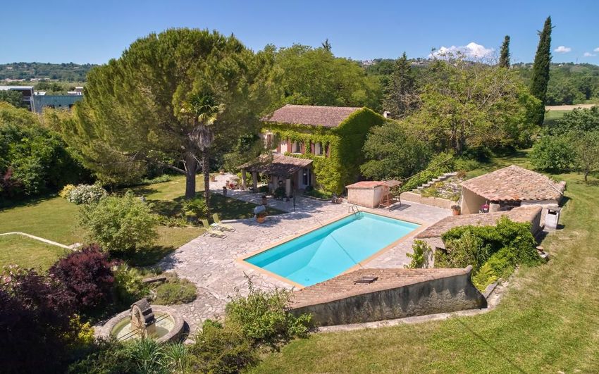 Image Piscine à  propriété agricole de Manosque