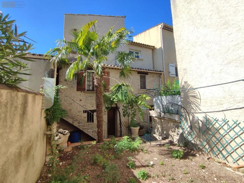 Image Façade à  maison individuelle de Oraison