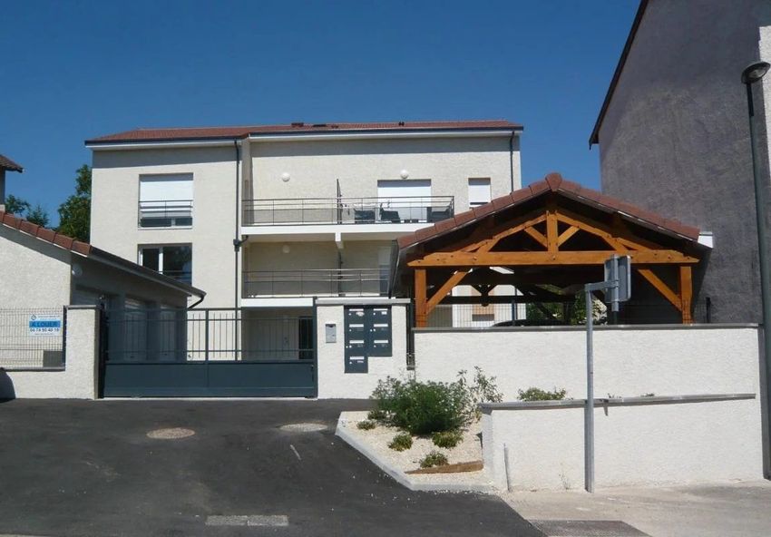 Image Façade à studio de Tignieu-Jameyzieu