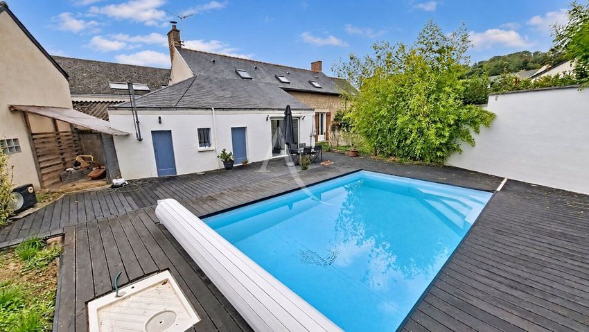 Image Piscine à  maison mitoyenne de Rives-du-Loir-en-Anjou