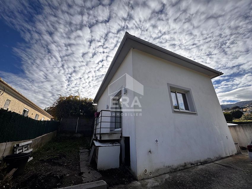 Image Façade à  maison individuelle de Biguglia